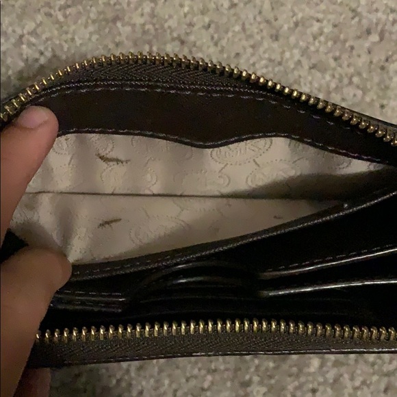 Michael Kors Wallet - Picture 4 of 4